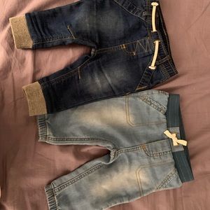 2 pairs of Baby jeans